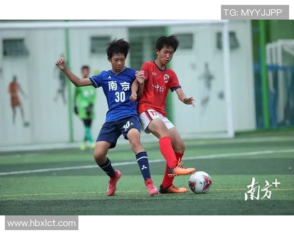 足球明星生涯首秀阵容揭秘他们如何在绿茵场上崭露头角